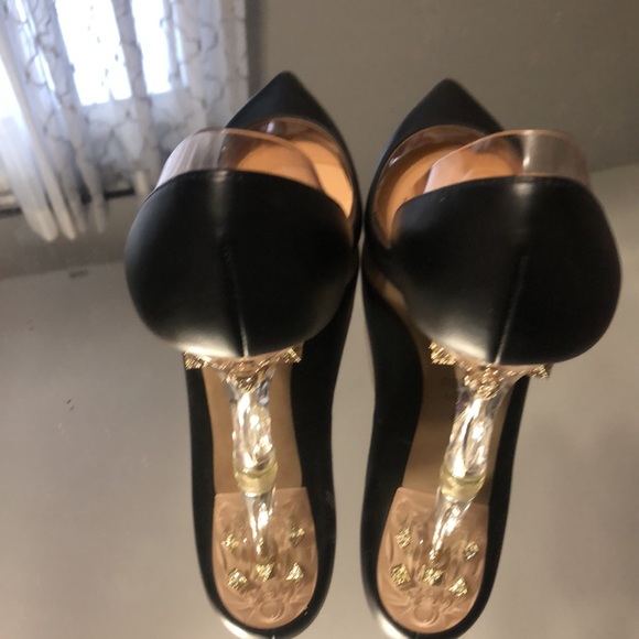 Authentic Valentino Pumps - Picture 2 of 10